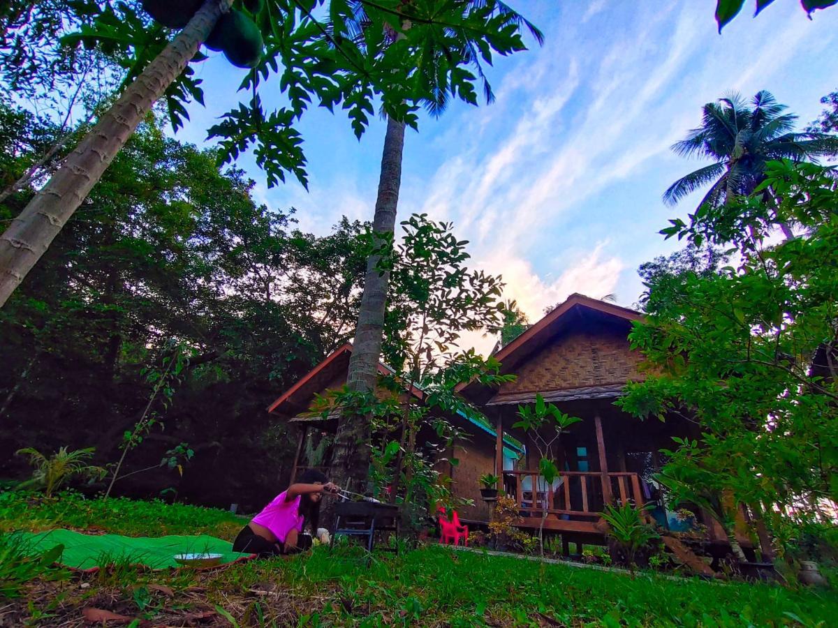 Kohmook Happy Time Bungalow Ko Mook Exteriér fotografie